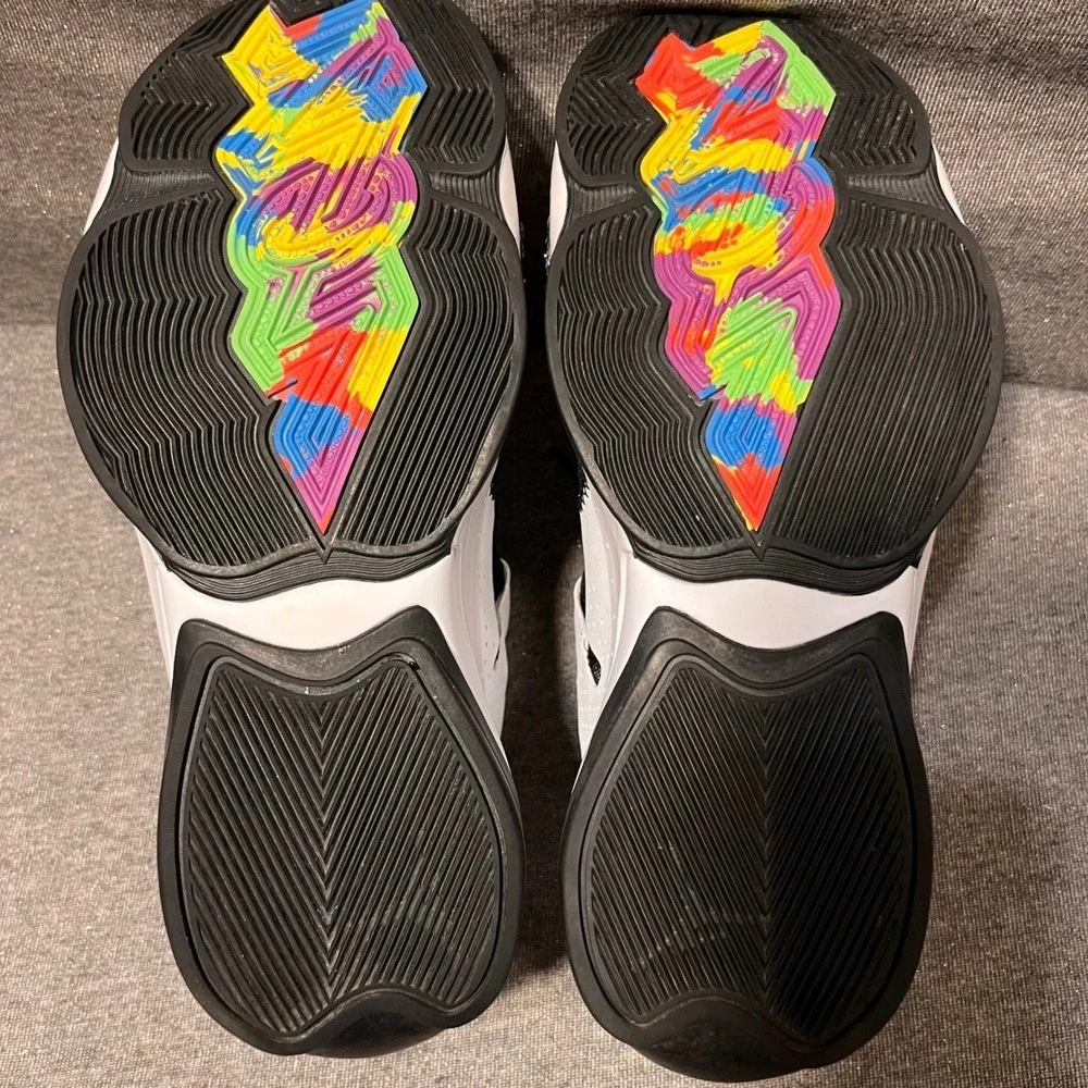 Nike‎ Jordan Zion 1 Size 6.5Y Black White Multi Color Basketball Shoes